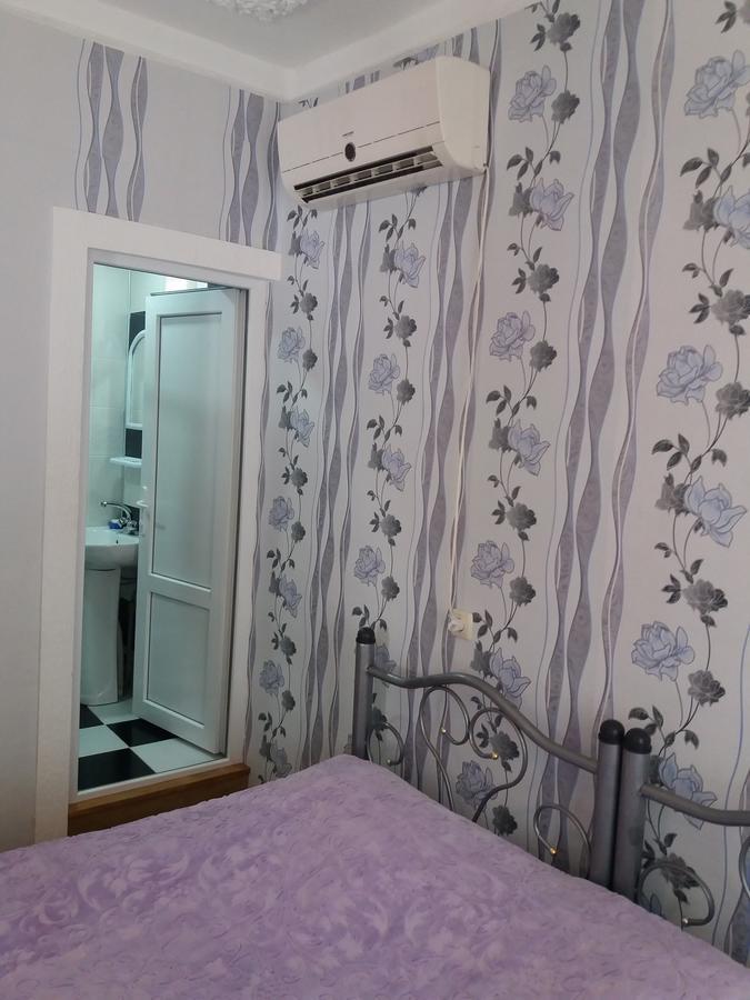 Guest House Darejani Kutaisi Esterno foto